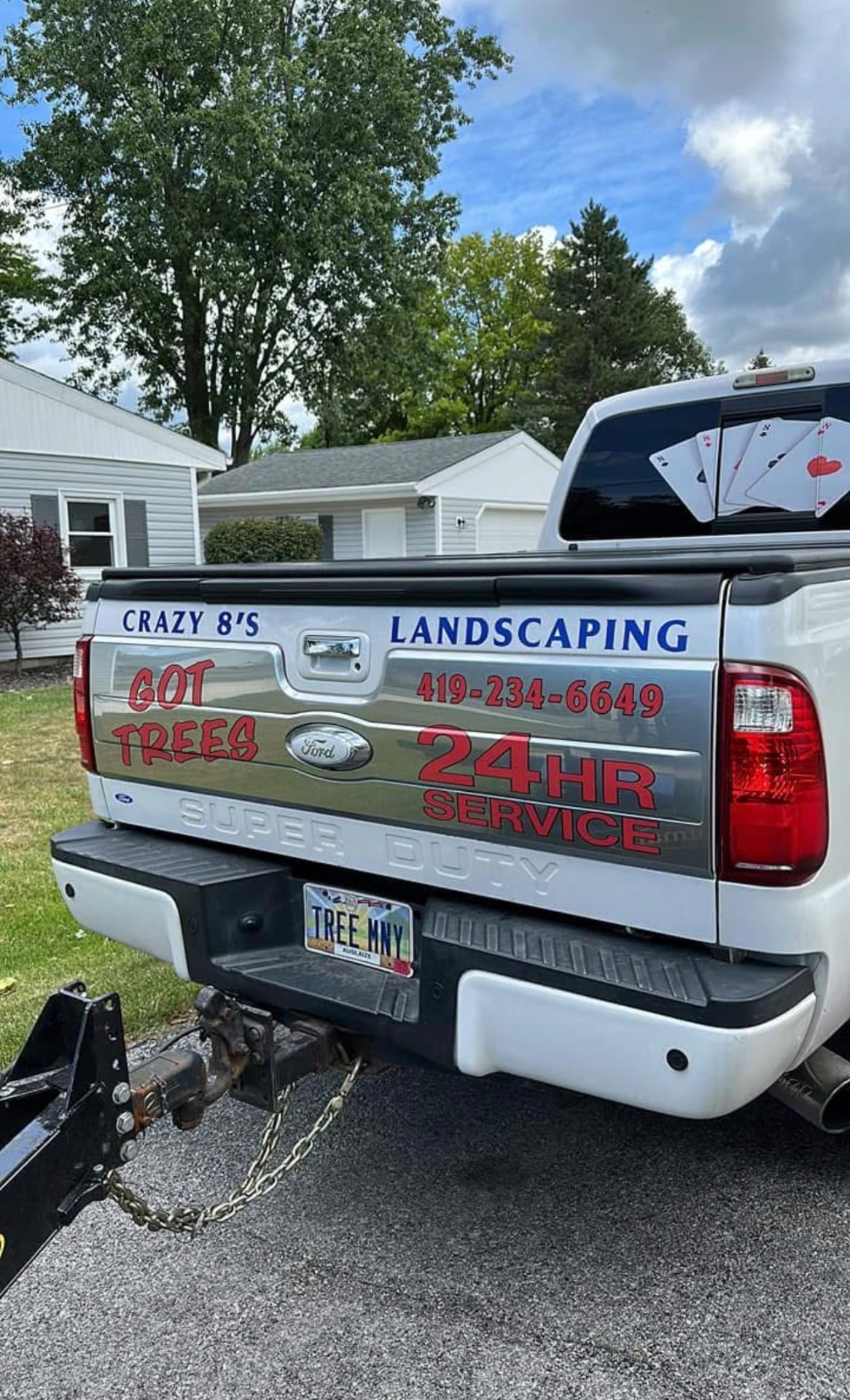 Crazy 8's truck tailgate lettering